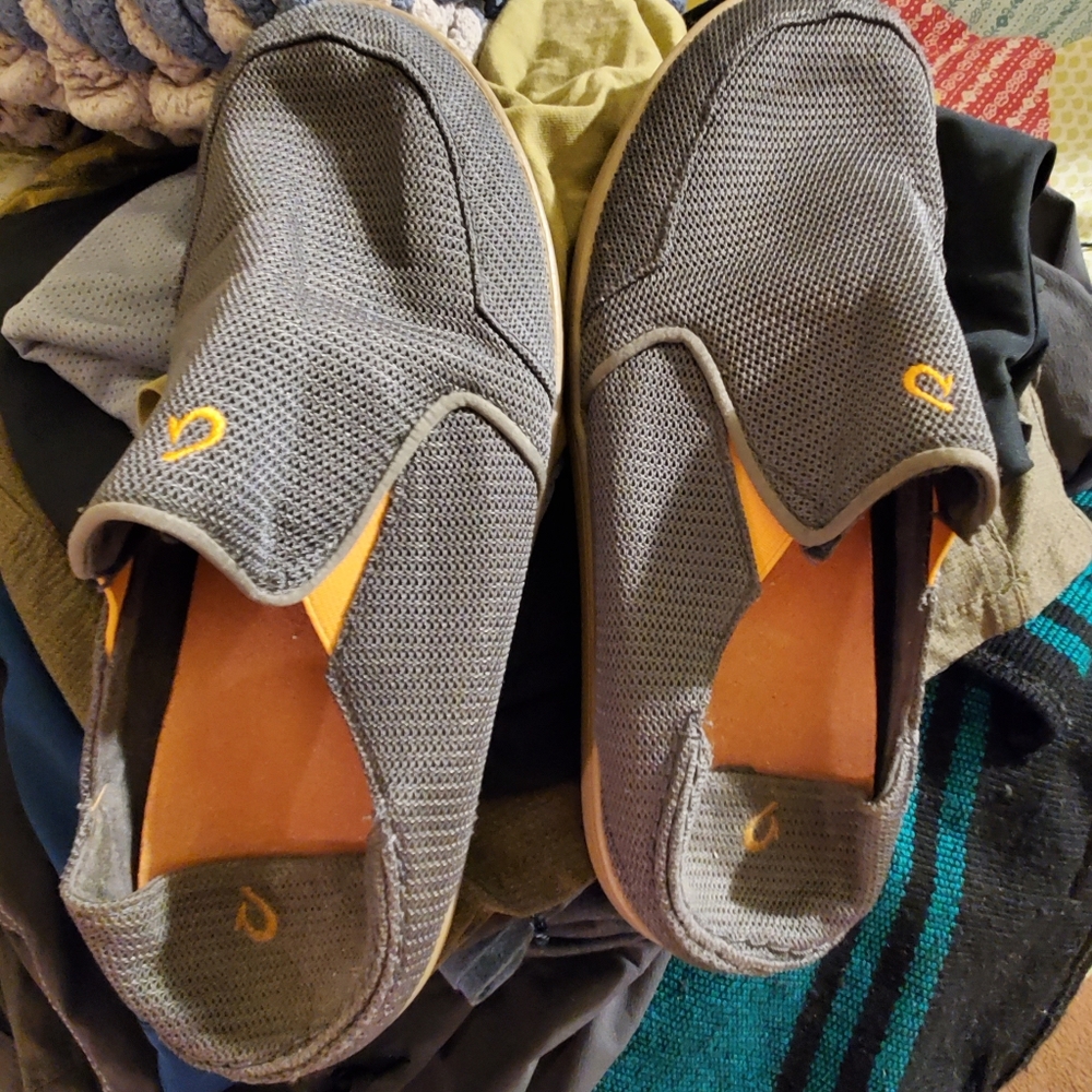Olukai mesh casual